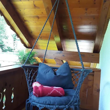 Haus Tasser 아파트