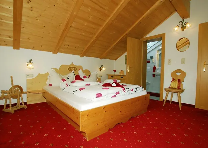 Haus Tasser * Майрхофен